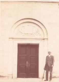 Robert Watchorn in front of the Lincoln Memorial Shrine